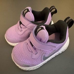 Toddler Nike Revolution 5 Lilac Size 4c